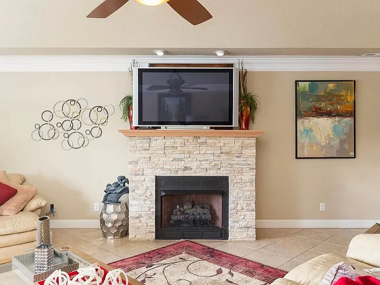 687 Lakewood Dr #C — Photo 12