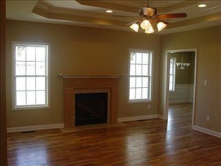 2nd image of 3663 Woodbridge Ln