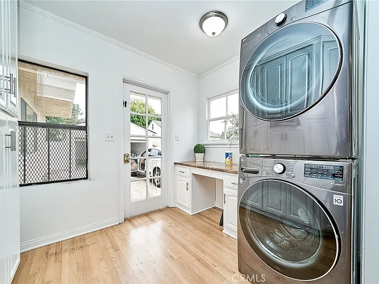 503 Longden Dr — Photo 10