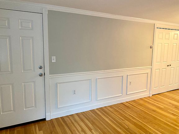 Main entry door / decorative moulding.
