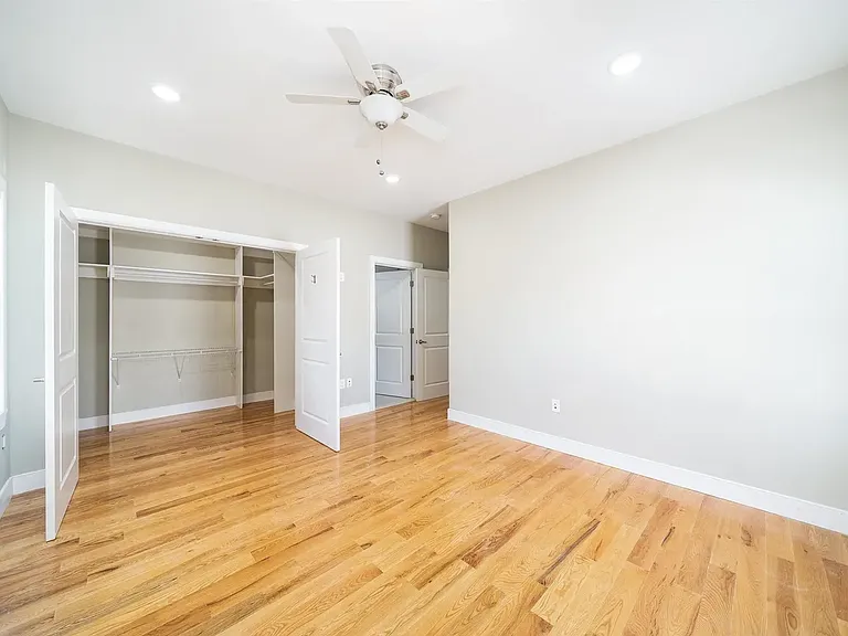 170 Webster Ave #1 — Photo 8