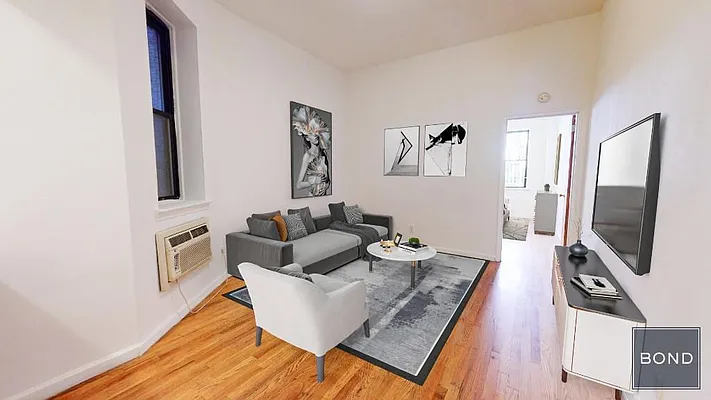 Rented by Bond New York | media 2