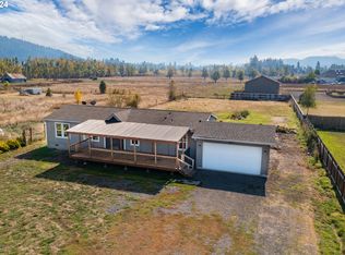 33004 Camas Swale Rd, Creswell, OR 97426