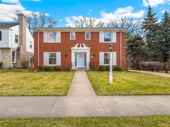 7927 Long Ave, Skokie, IL 60077