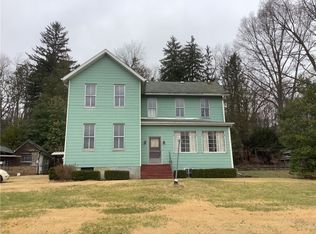 12 Ranch Rd, Dunbar, PA 15431