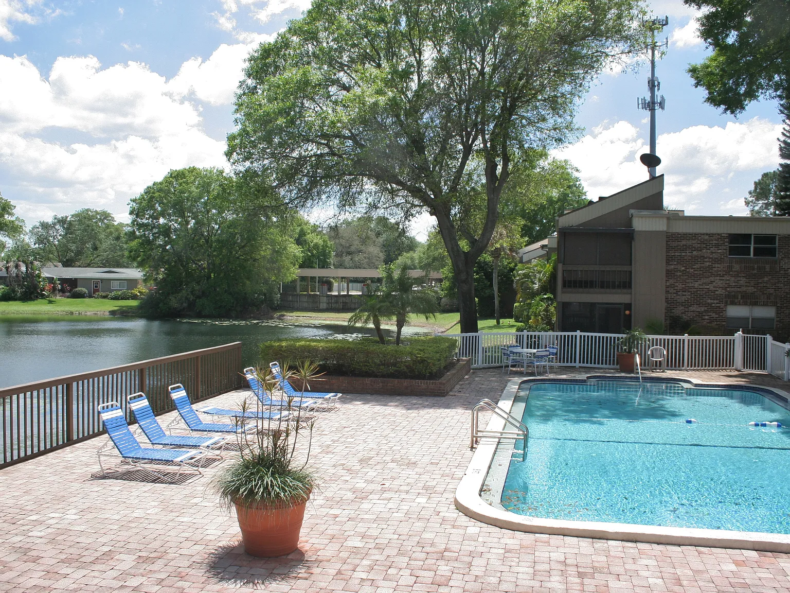 1 bed, 658 sqft, $1,350 — Photo 2