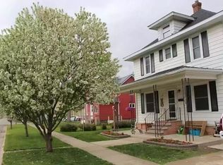 308 W 3rd St, Sumner, IA 50674