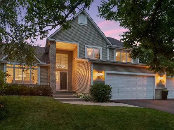 17698 Cascade Dr, Eden Prairie, MN 55347