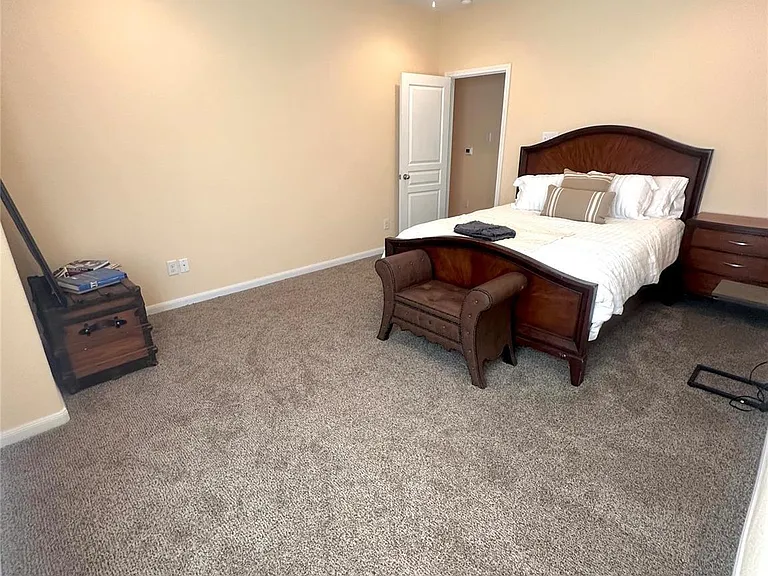 8704 San Rocco St — Photo 17