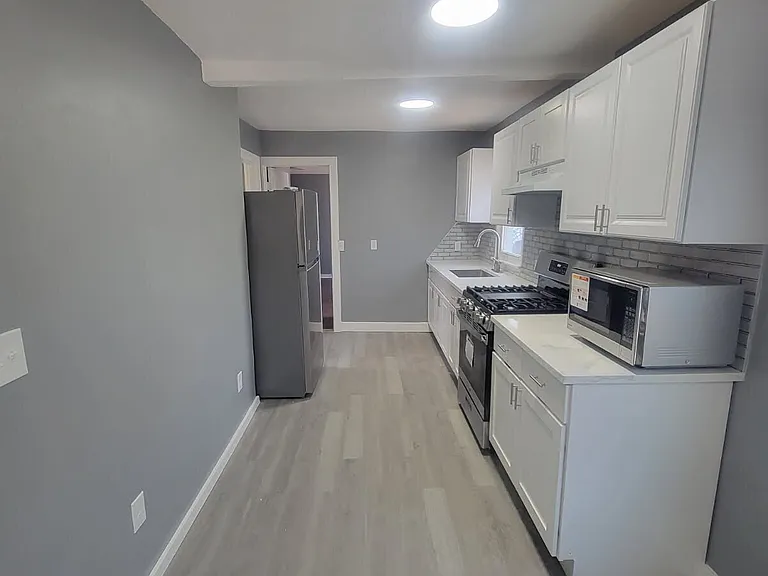 408 Legion Ave #2 — Photo 2