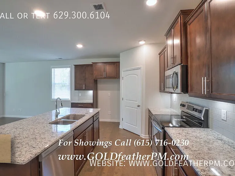 8019 Forest Hills Dr — Photo 21