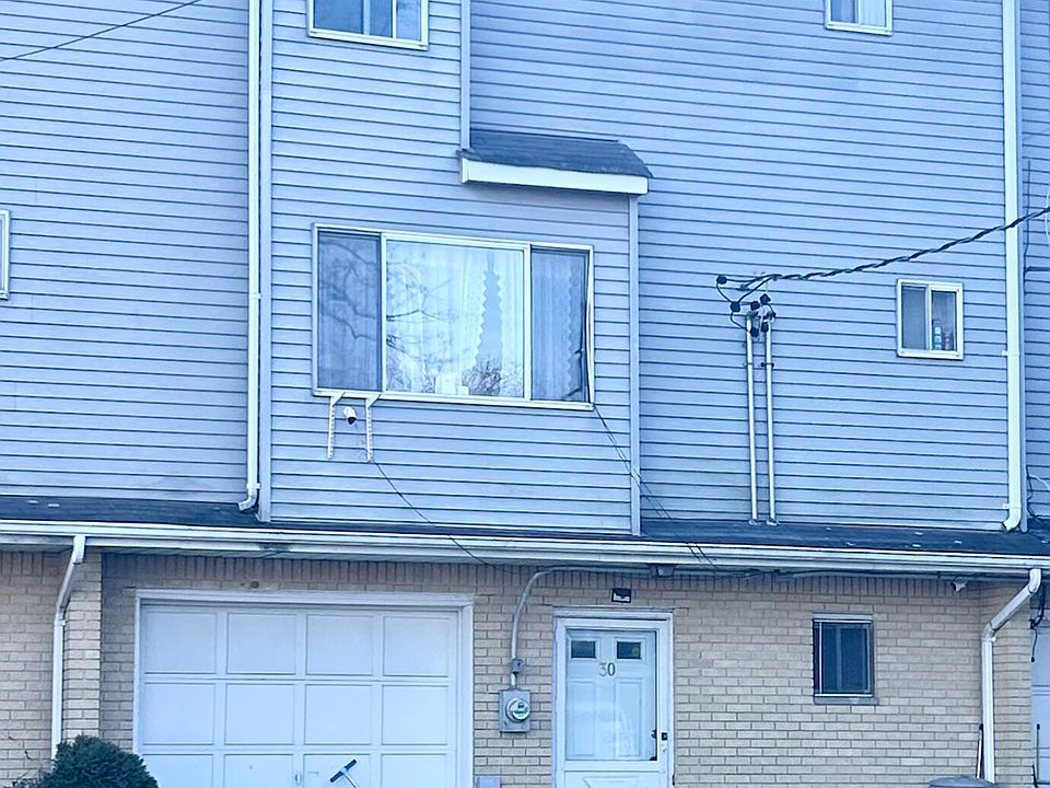2nd image of 30 Girard St