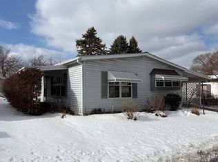 2672 Chickadee St, Rochester, MI 48309