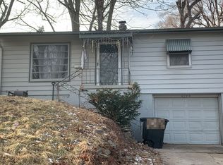 4124 N 65th St, Omaha, NE 68104