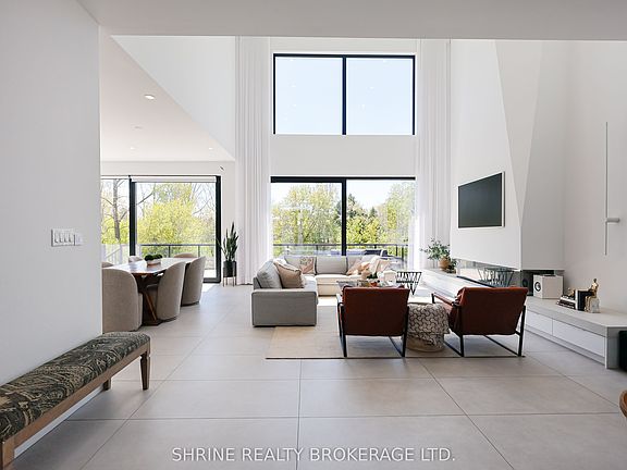 5th image of 228 Edgewater Blvd