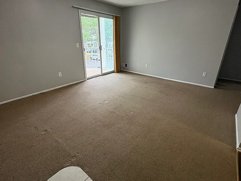 8 Arapaho Pl — Photo 2