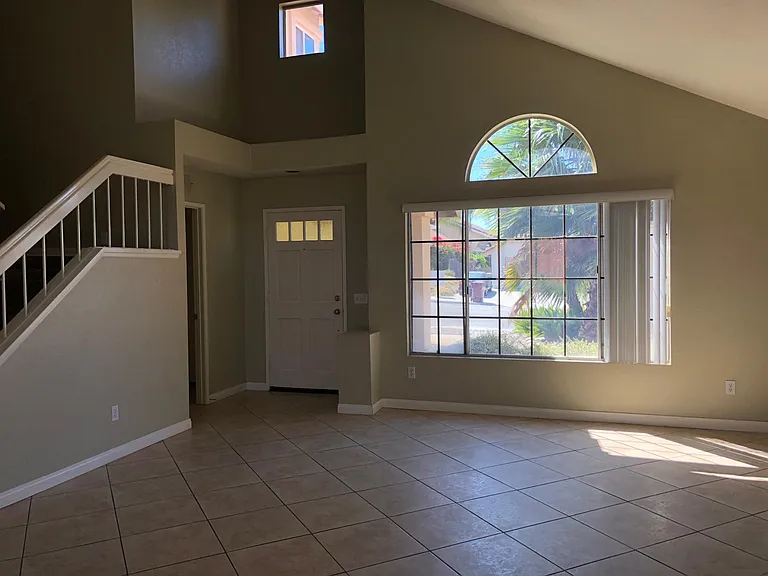21434 Townsendia Ave — Photo 3