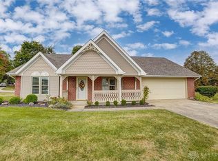 1688 Oldham Dr, Springfield, OH 45503