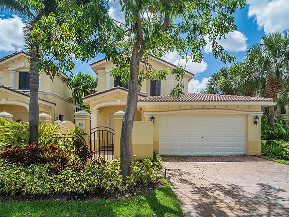 2nd image of 1504 Passion Vine Cir