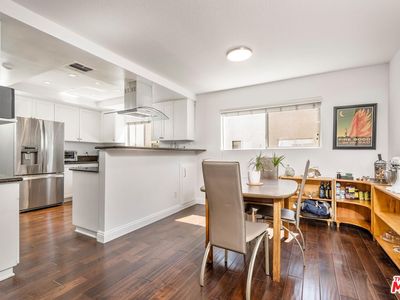 18550 Hatteras St UNIT 32, Tarzana, CA, 91356