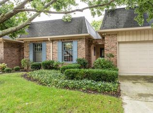 8514 Quail Hollow Rd, Indianapolis, IN 46260