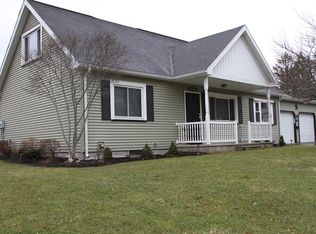 340 E William St, Bath, NY 14810