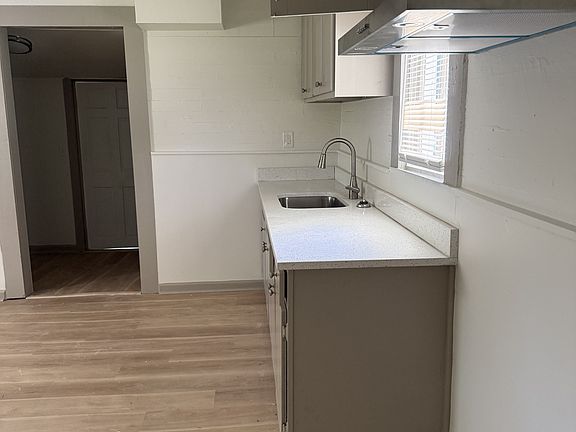 5th image of 4605 Gilbert Ave