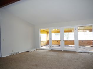 1141 W Genesee St, Lapeer, MI