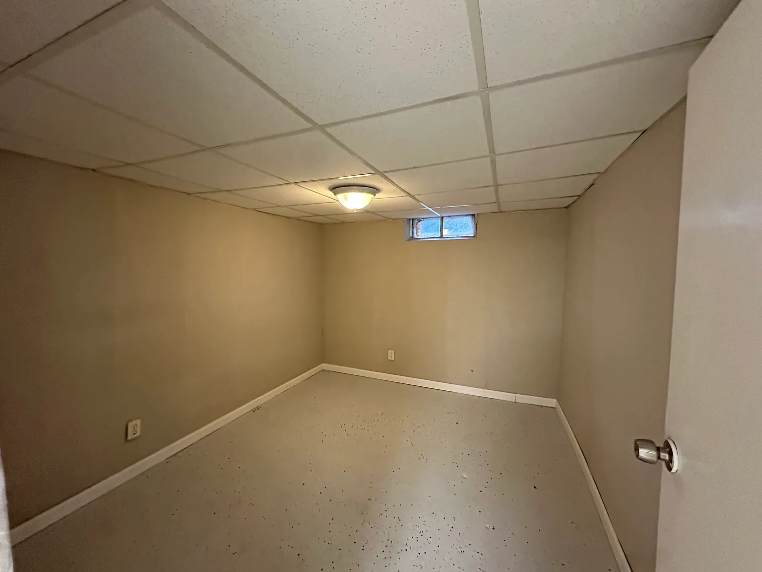 2 bed, 1119 sqft, $1,300 — Photo 2
