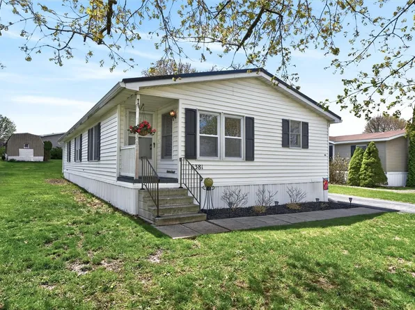 6381 Kims Dr #B150, Victor, NY 14564