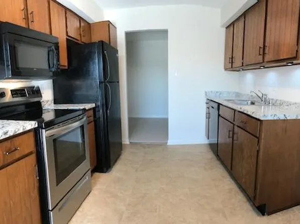 200 Chapel Ct Unit 102, Walkersville, MD 21793