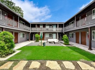 Links on Gaston, Dallas, TX 75214