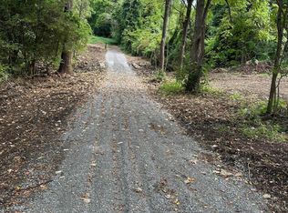 1340 Townsend Valley Rd, Paris, KY 40361