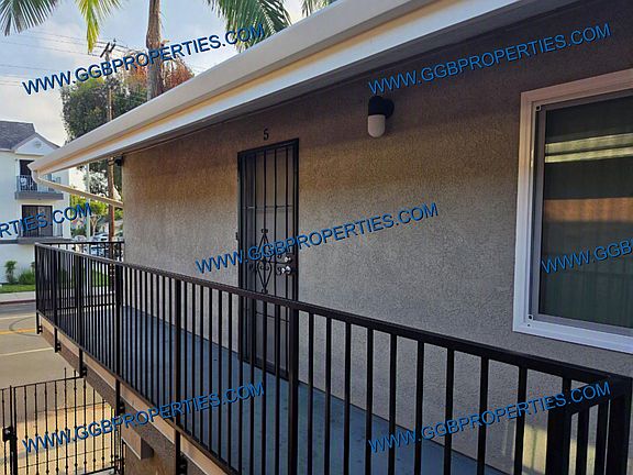 4th image of 1080-1084 E South St #10807