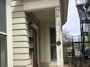 812 Warren St #1, Hudson, NY 12534