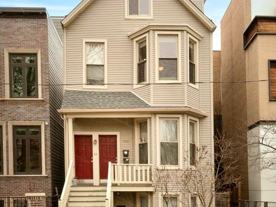 1st image of 1520 W Wellington Ave #2