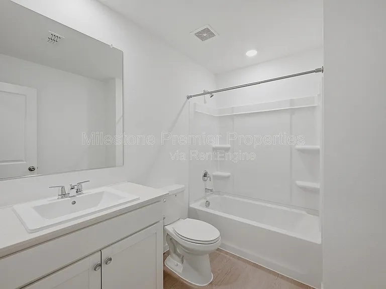 209 Cattail Ln — Photo 16