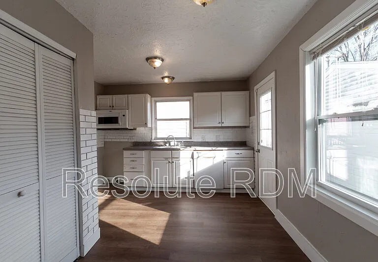 7955 E 49th St — Photo 10