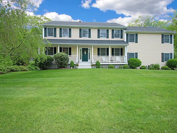 8 Secor Road, Brookfield, CT 06804
