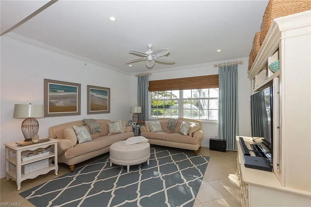 2 bed, 2.0 bath, 1468 sqft, $6,000 — Photo 2
