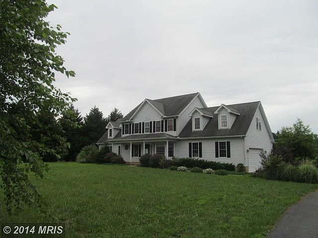 1st image of 305 Claiborne Fields Dr