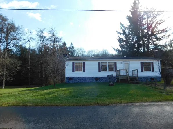 1534 Brookside Rd, Aurora, WV 26705