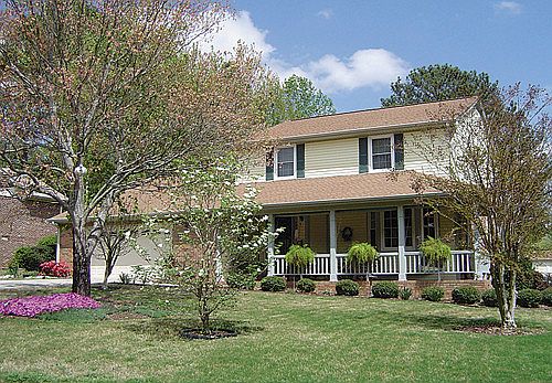 1st image of 611 Garv Cir SE
