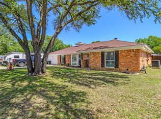 4916 Reynolds Rd, North Richland Hills, TX 76180