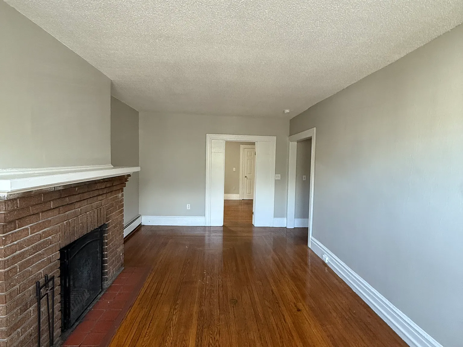279 Winthrop Ave — Photo 2