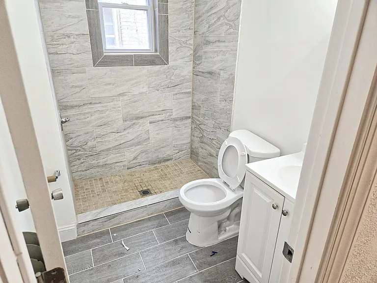 5403 Market St #1 — Photo 8