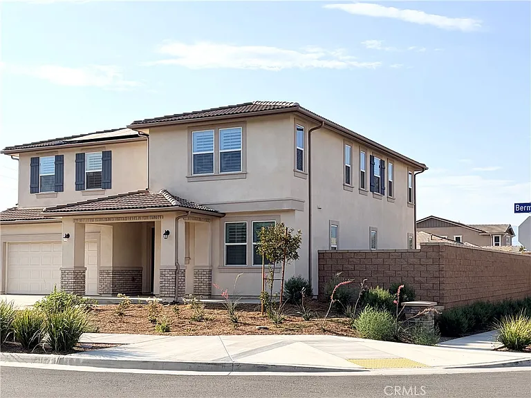 26756 Bermudez St — Photo 2