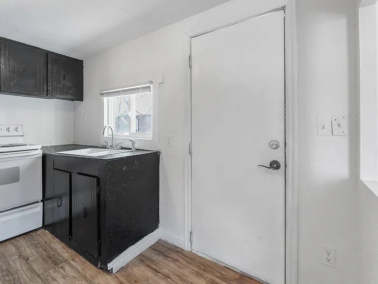 983 Aria Blvd #31 — Photo 5