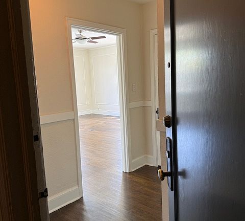 Front entry hall