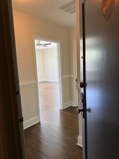 Front entry hall